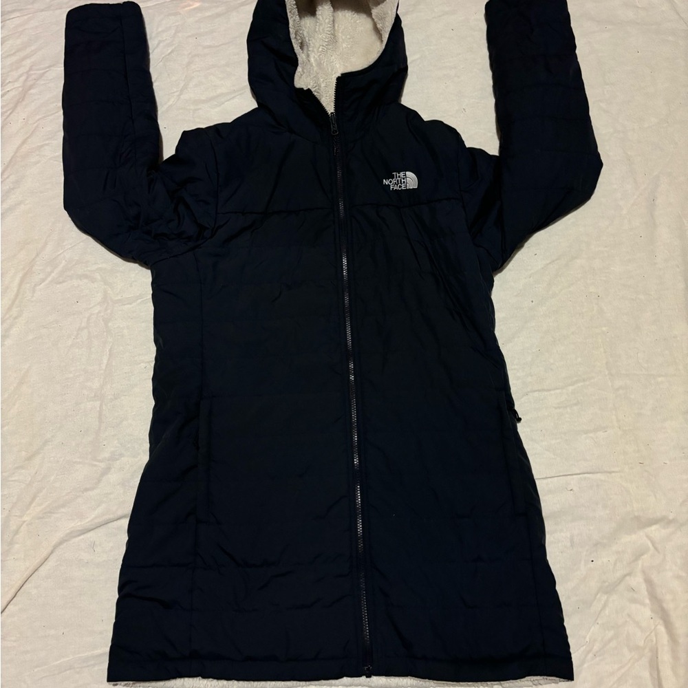 The north face puffer style/fleece combo reversible women’s size XL coat